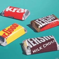 HERSHEY'S Miniatures Chocolate Candy Assortment, Family Size 17.6 oz -Candy&Snacks Official Shop hersheys miniatures chocolate candy assortment family size 17 6 oz13966581 a02 1